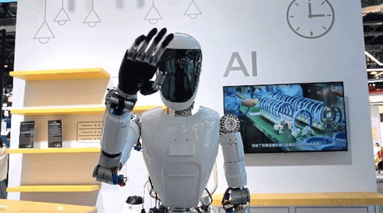 华为人形机器人量产在即,揭秘核心供应商背后的投资逻辑