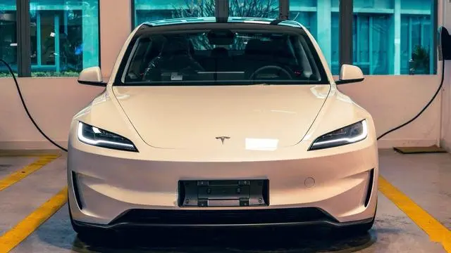 特斯拉新功能揭秘:充电口加热不仅防冻,还能提升超充性能!