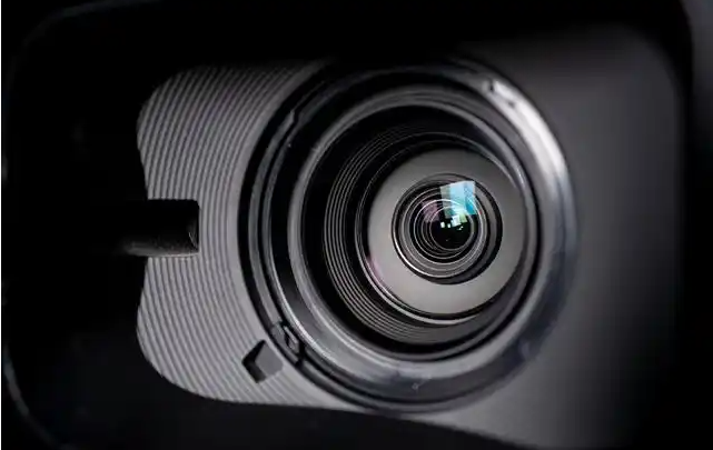 苹果iPhone 18 Pro“取经”华为，可变光圈技术引领摄影新纪元？