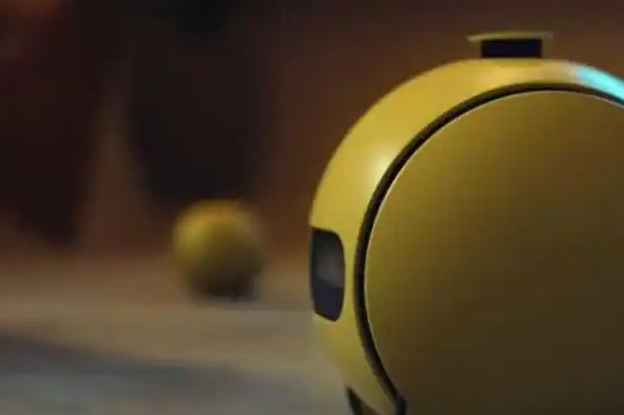 三星Ballie AI伴侣机器人上半年亮相！智能投影+语音交互，重塑家庭互动新体验