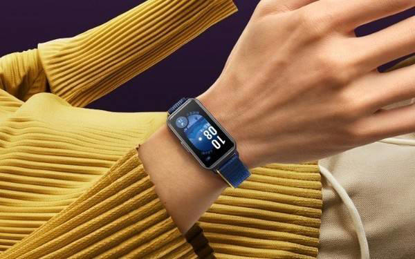 华为手环10惊艳亮相，用户体验再升级，智能生活触手可及！