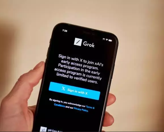 xAI Grok iOS应用火爆上线！Android用户只能眼馋？