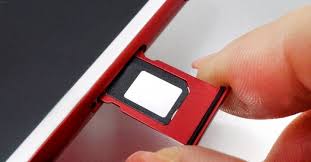 原来的iphone15插卡方法大