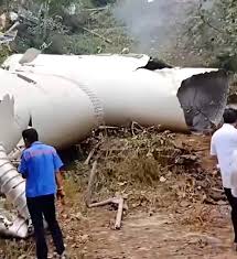 火箭残骸疑坠落陕西洛南 现场情况曝光