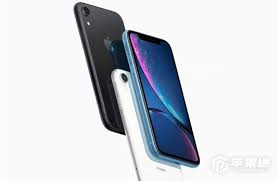 iPhone SE4上市在即，全新充电头引发科技热潮！