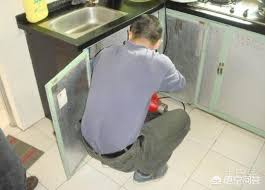 帮班主任疏通下水道是否违法