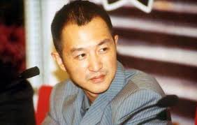 震惊！歌手高峰死因大，背后真相令人咋舌！